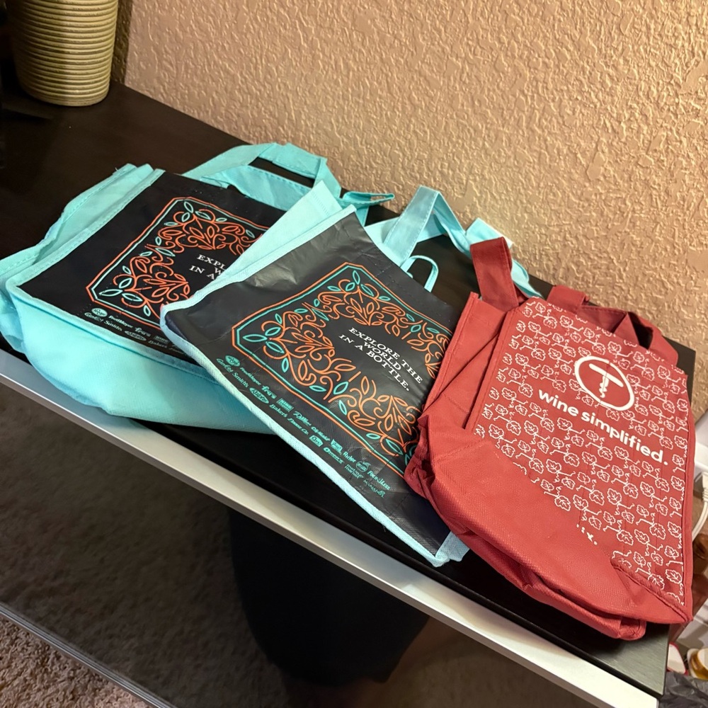 Set of 3 wine bottle holder bags